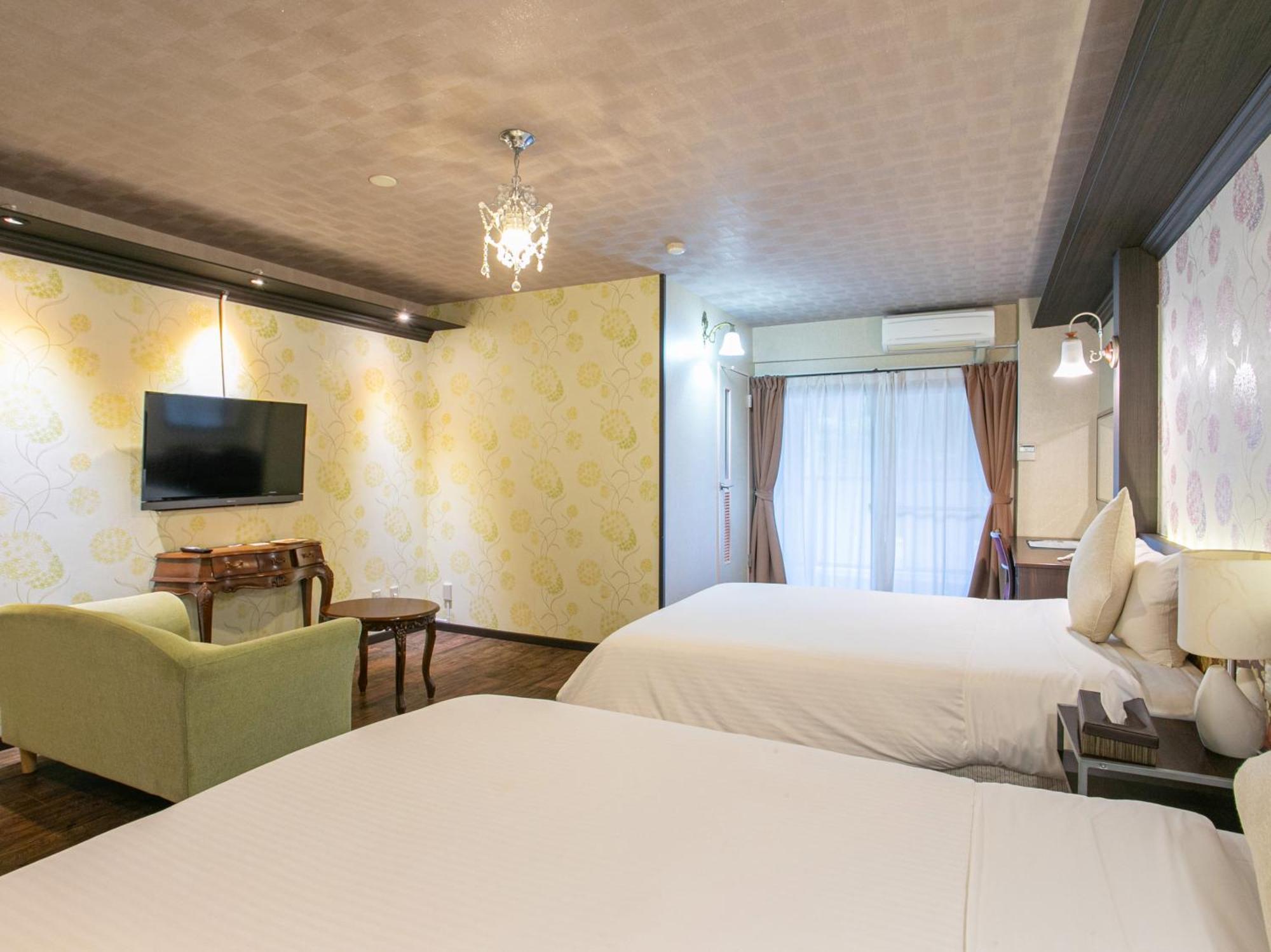 Yufuin Besso Shikisai Hotel Room photo
